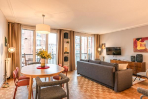 Luxury flat for 6 people with balcony - Near Metro